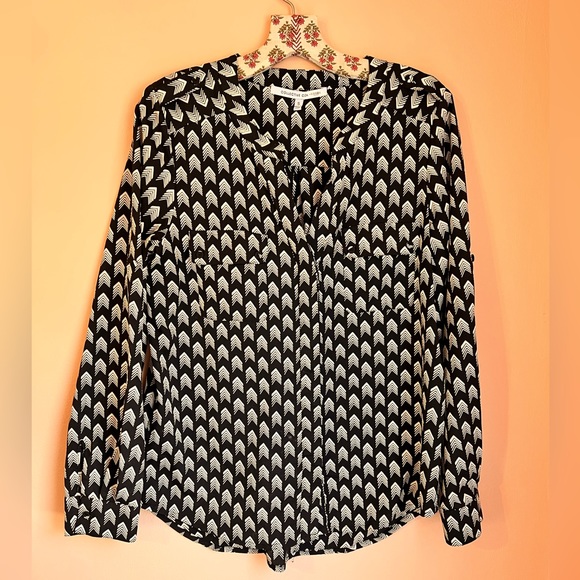 Collective Concepts Size Small Chevron Pattern Button Down w Front Pockets - Picture 1 of 9